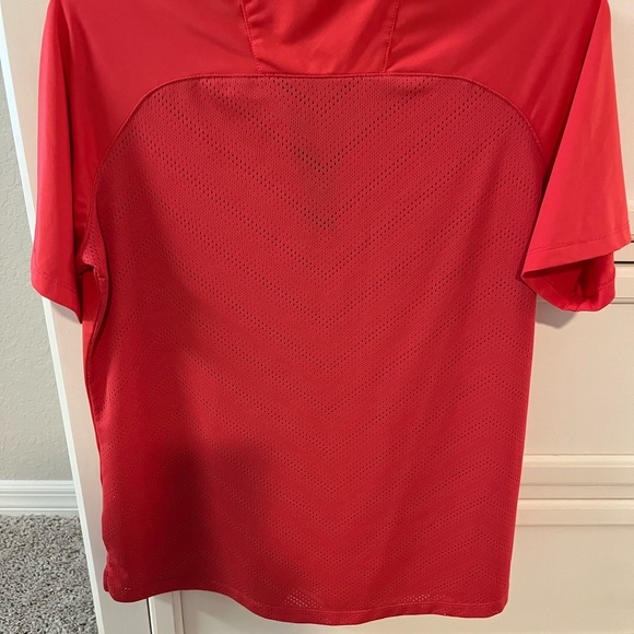 Emerald 18 womenswear golf shirt. Size medium. - Picture 2 of 3